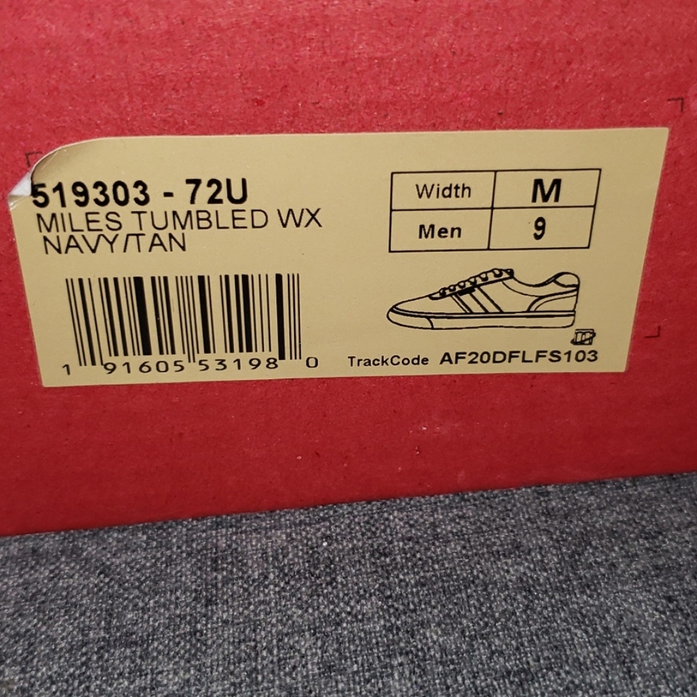 Mens Levi's shoes >Brand New - Picture 4 of 6